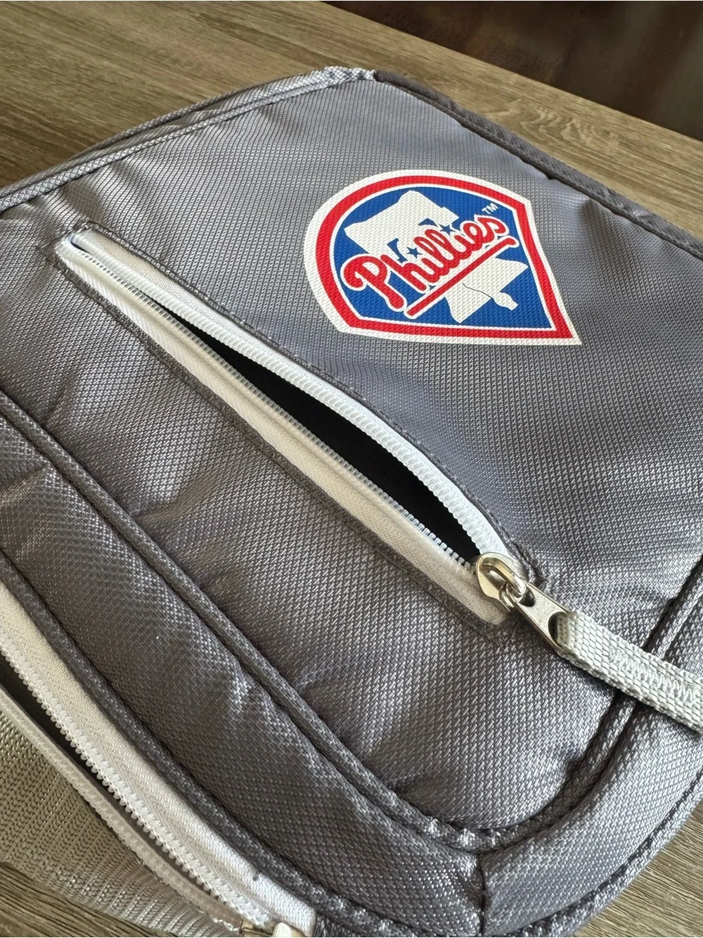 Philadelphia Phillies MLB Coleman Team Logo Cooler